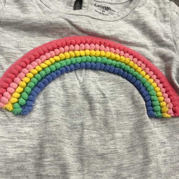 🦋5/10 Rainbow 3/4 Sleeve Top - Picture 3 of 5